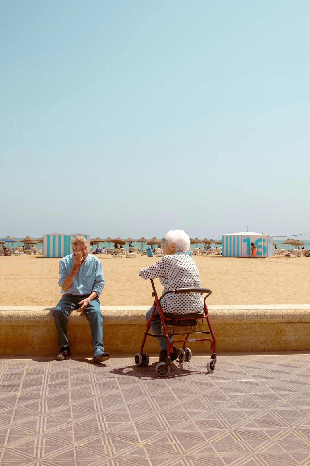 elderly couple enjoying retirement